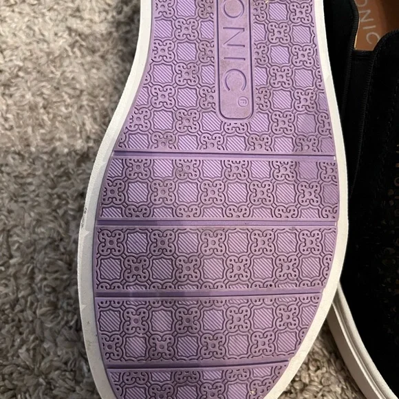 Vionic Black Slip-On Sneakers Kimmie Perf - women’s ladies wide 8.5 - Picture 4 of 12